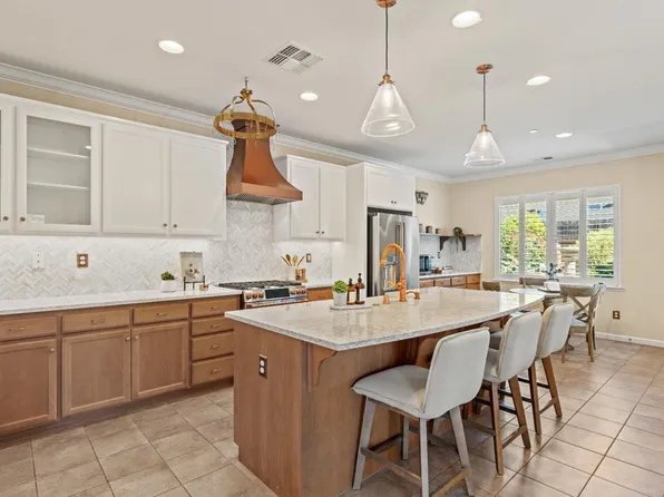 206 Calistoga Ct, El Dorado Hills, CA 95762