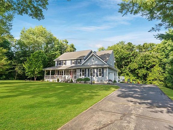 4th image of 91 Holly Hills Ln