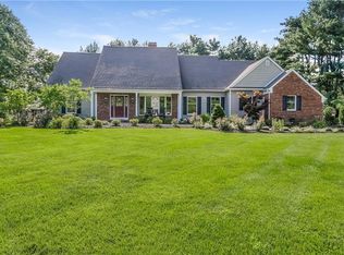 12 Jefferson Rd, Cranbury, NJ 08512