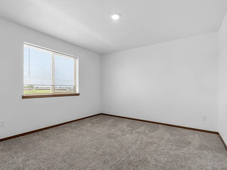Willows South Commons — Photo 38