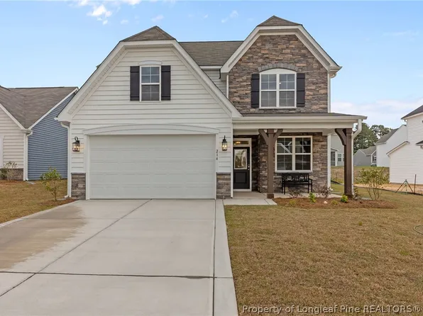 214 Marlborough St, Raeford, NC 28376