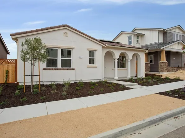 623 Santa Lucia Way, Marina, CA 93933