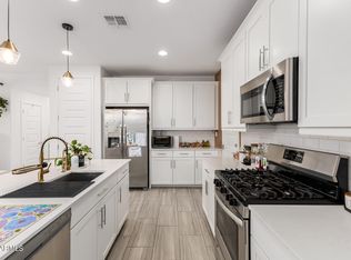 9916 E TEXAS Avenue, Mesa, AZ 85212