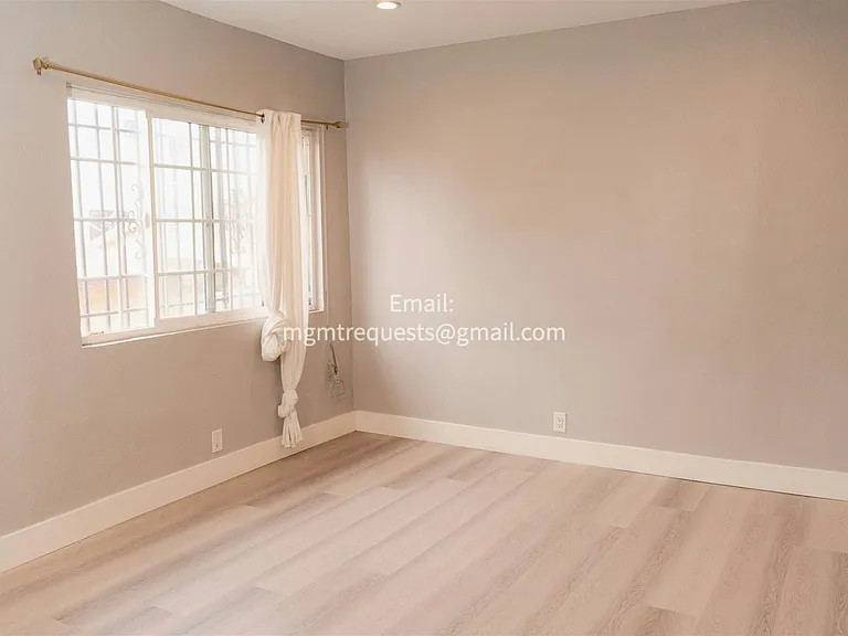 1539 Ricardo St #1 — Photo 13