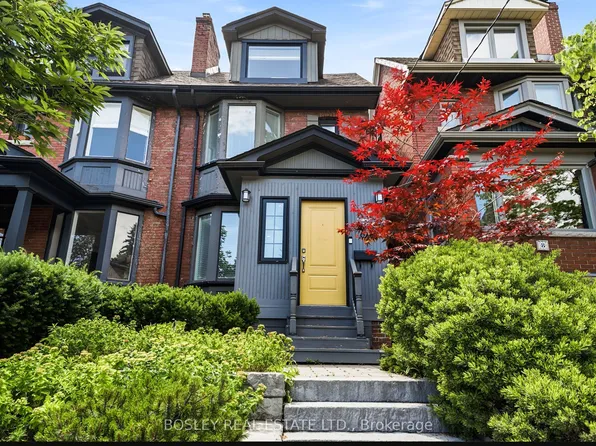 6 Ridley Gdns, Toronto, ON M6R 2T8