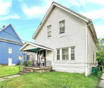 38 School St, Buffalo, NY, 14213