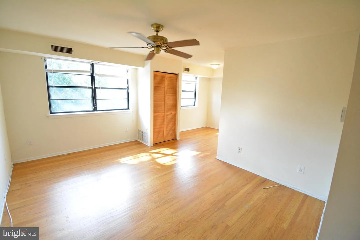 2 bed, 600 sqft, $1,550 — Photo 1