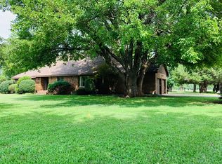 17 Golf View Dr, Fort Scott, KS 66701