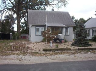 414 W Benton St, Paris, IL 61944