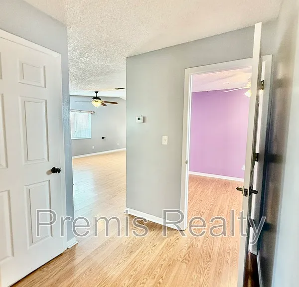 747 Brook St — Photo 27
