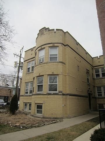 1st image of 6014 N Rockwell St APT 2N