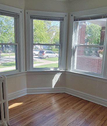 4th image of 4452 N Kenton Ave