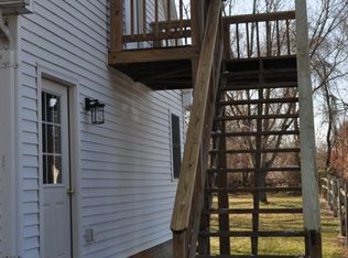 22719 Evergreen Mills Rd, Leesburg, VA 20175