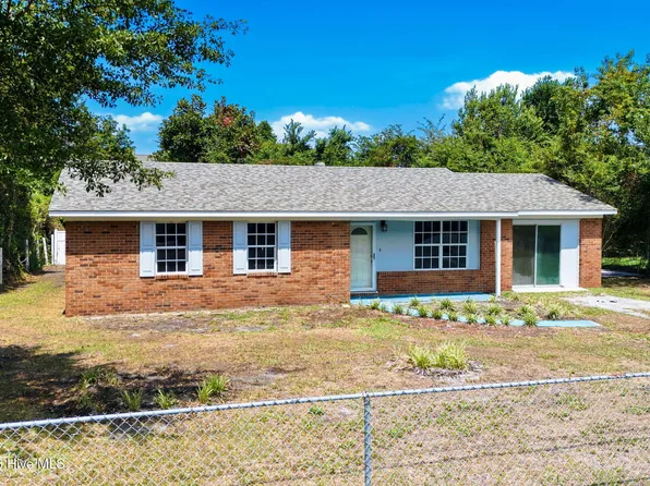 4755 Oakview Drive SE, Southport, NC 28461