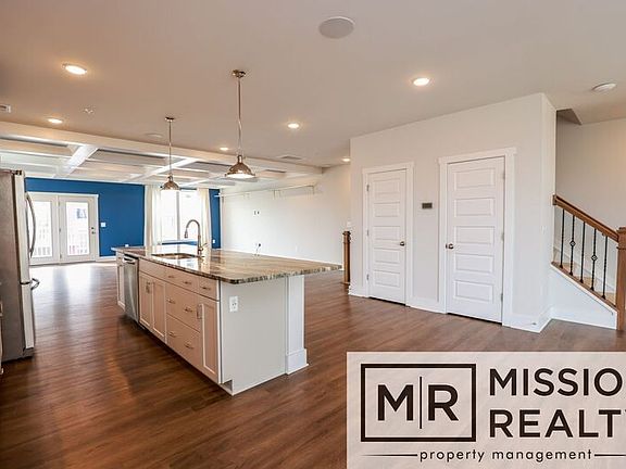 5th image of 5 Flatwater Row Unit B