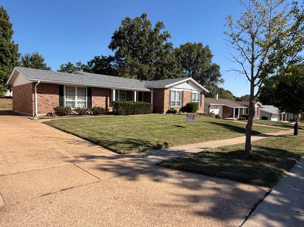 1250 Kennebec Rd, Chesterfield, MO 63017