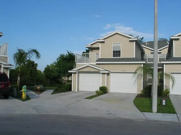 1642 Hammocks Ave, Lutz, FL 33549