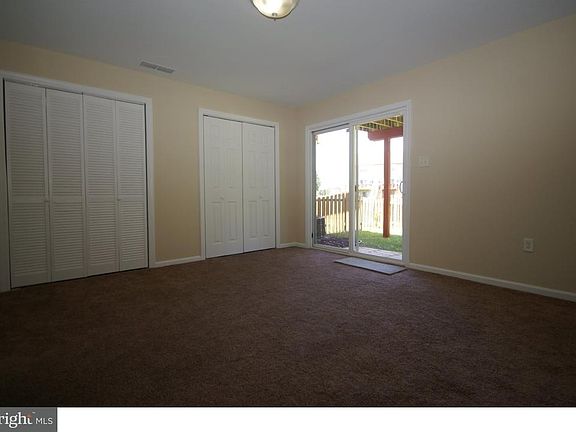 4th image of 13 Dolmen Ln