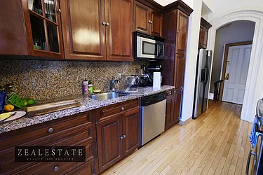 Rented by ZealEstate Group Inc