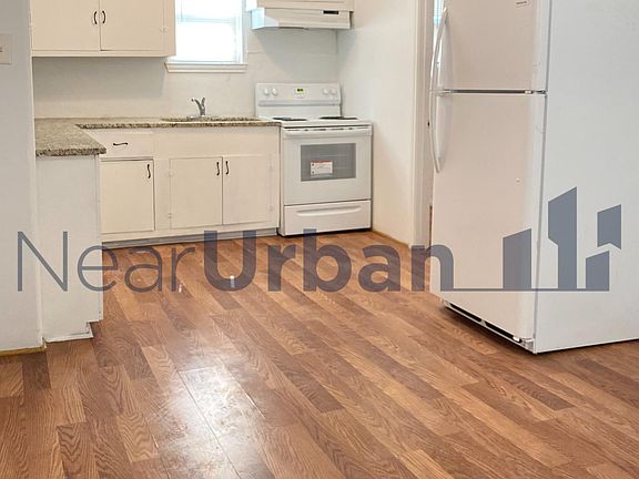 3rd image of 1638 Perez St