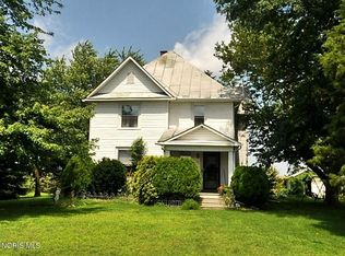 10858 Box Rd, Grand Rapids, OH 43522