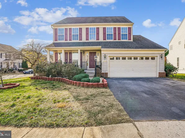 18043 Camdenhurst Dr, Gainesville, VA 20155