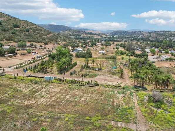 14930 Shanteau Dr #57, El Cajon, CA 92021