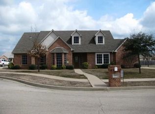 505 Emma St, Grandview, TX 76050