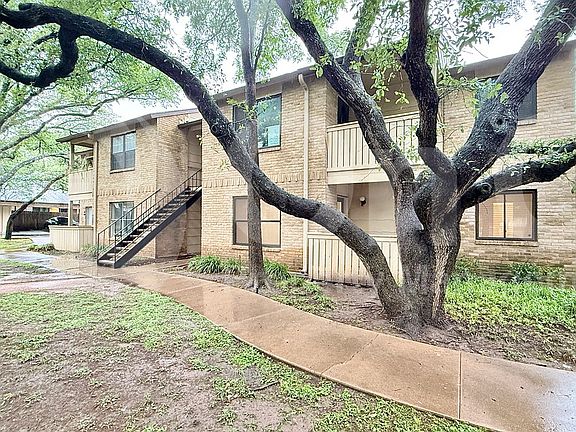2nd image of 8210 Bent Tree Rd APT 147