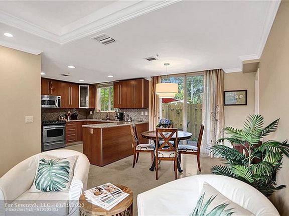 5th image of 1632 NE 5th Ct #1632