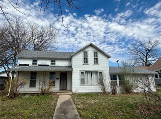 318 Miami St, Burlington, KS 66839