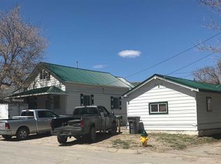 1213 & 1215 W Pine St, Rawlins, WY 82301