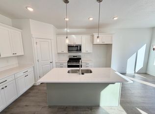 4757 S Heartwood Rd, Mapleton, UT 84664