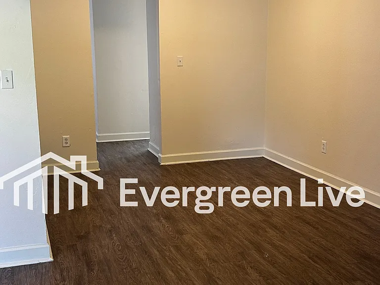 41 Callan Ct — Photo 2