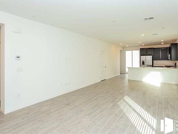 3rd image of 9500 White Fir Grove Ct