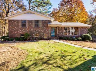 637 Yellowstone Dr, Birmingham, AL 35206
