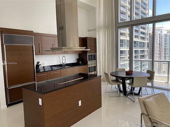 2nd image of 485 Brickell Ave APT 2810