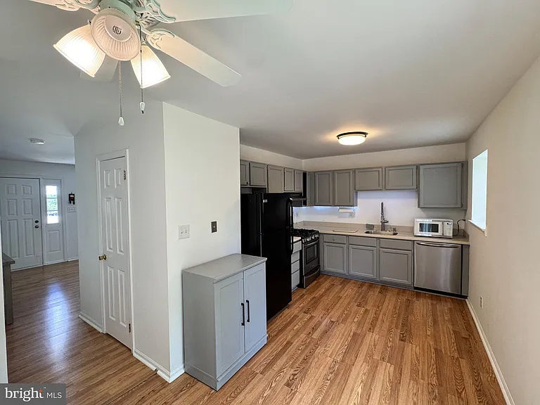 2371 Norrington Dr W — Photo 4