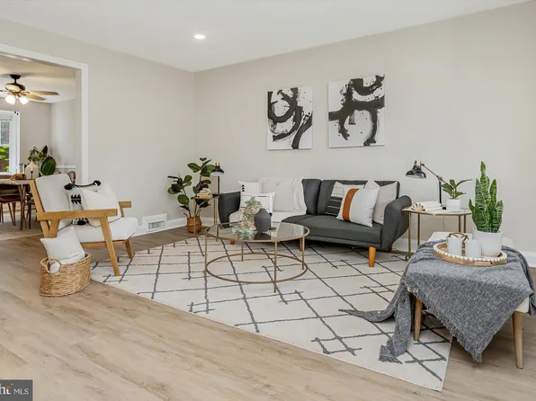 1571 Winston Ave, Baltimore, MD 21239