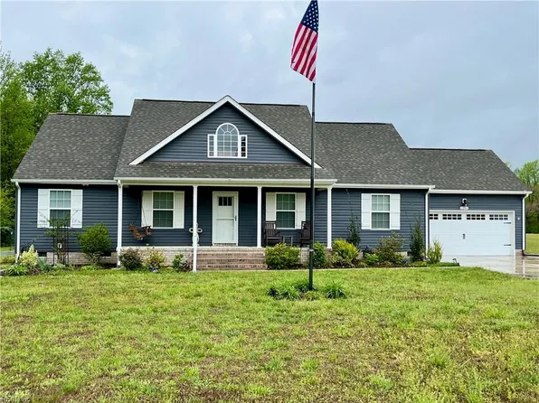 1290 Freeman Mill Rd, Suffolk, VA 23438