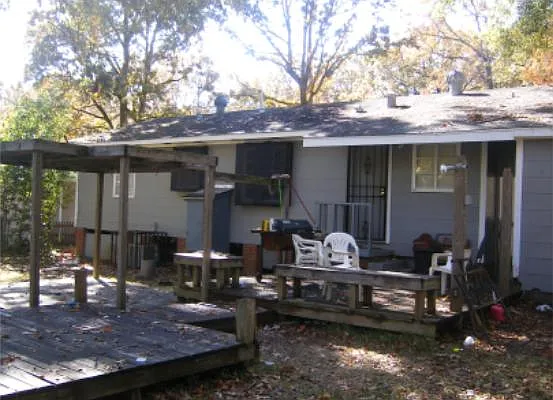2824 Woodside Dr — Photo 16