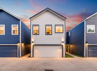 851 S Victory Dr #B-c, Houston, TX 77088