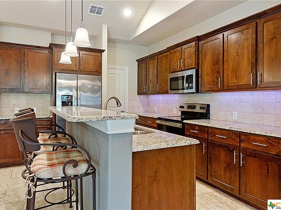 3rd image of 1704 Desiree St