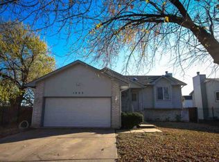 1202 S Fox Run, Wichita, KS 67207
