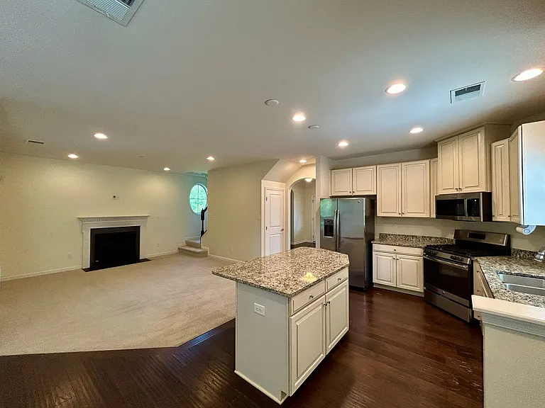 5718 Swift Fox Dr — Photo 12