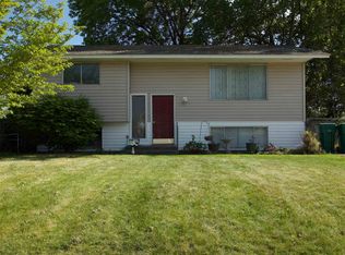 6008 W Okanogan Loop, Kennewick, WA 99336