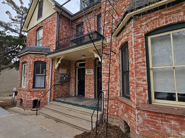 1032 Pine — Photo 38