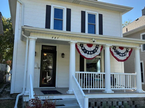 227 9th Ave, Council Bluffs, IA 51503