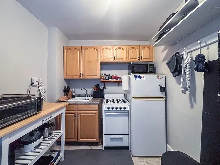 57 Dwight St #4 — Photo 11