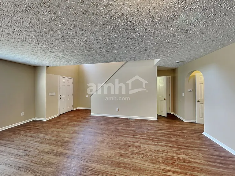 5609 Nutmeg Pl — Photo 6